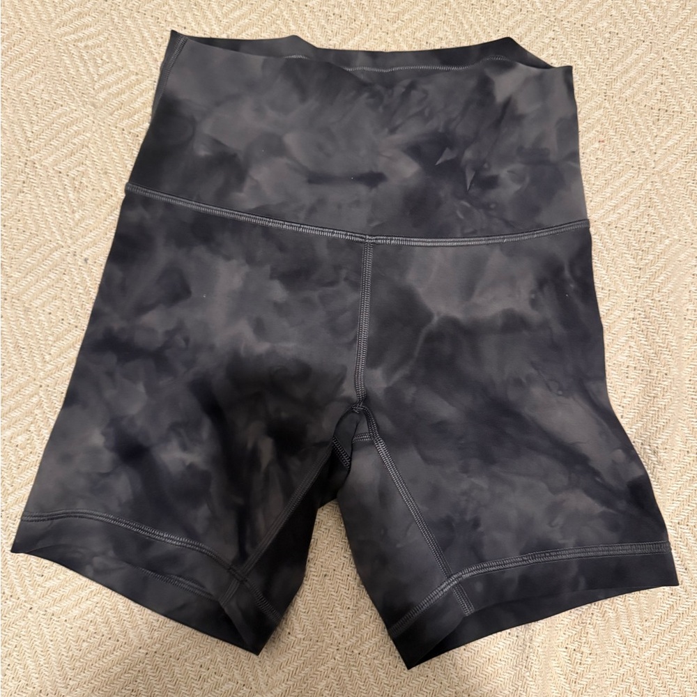 Lululemon Wunder Train High Rise Biker Shorts